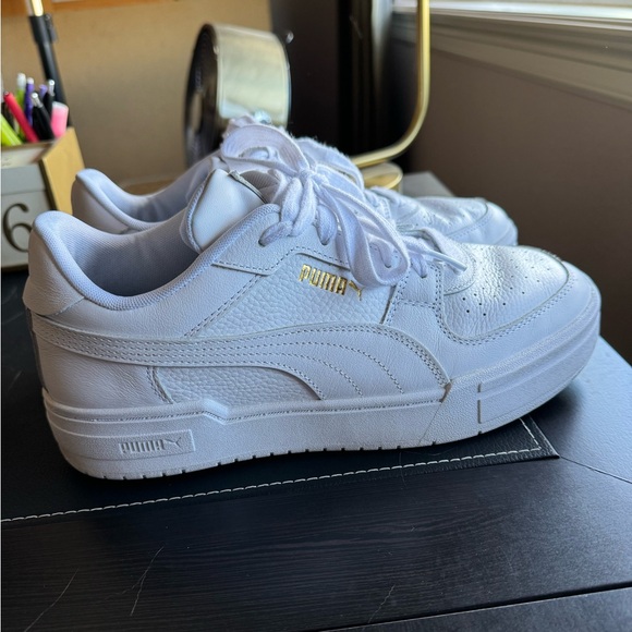 Puma Women’s White CA Pro Classic Sneakers, size 10 - Picture 2 of 6